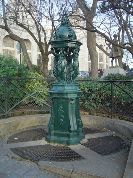 Paris_Montmartre_fontaine_Wallace_dsc07302