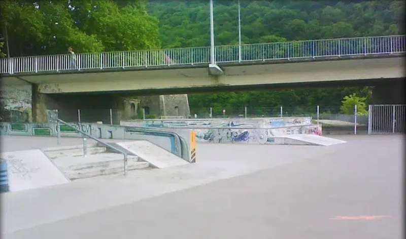 SKATE PARK
