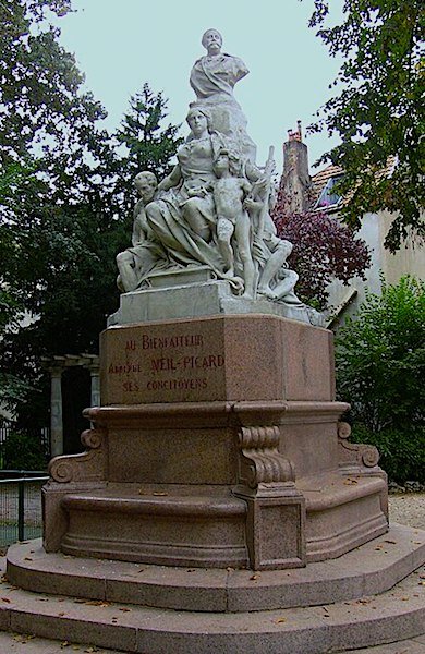 Statue_Veil-Picard_-_Besançon